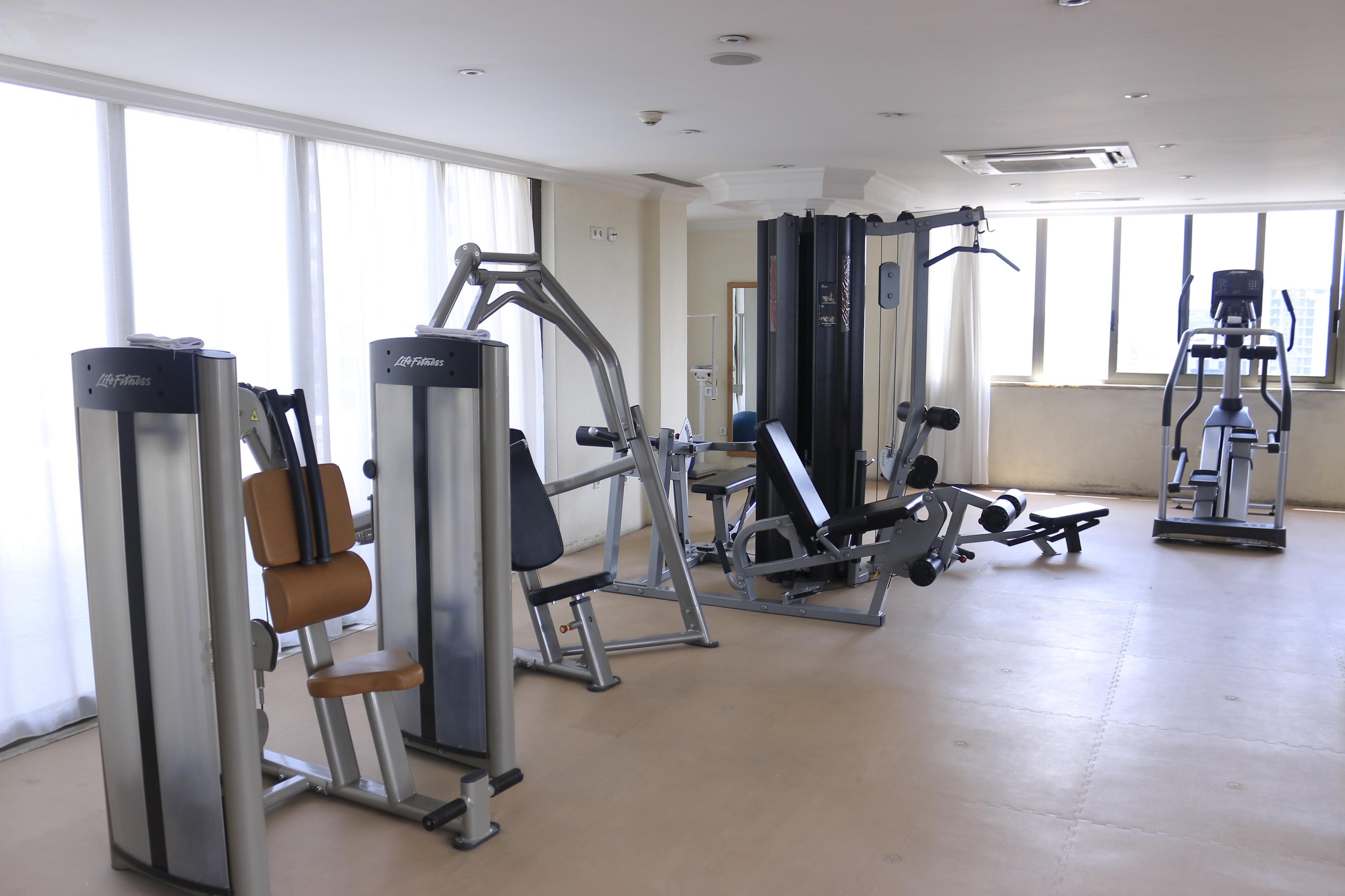 Momona Hotel Addis Ababa Dış mekan fotoğraf