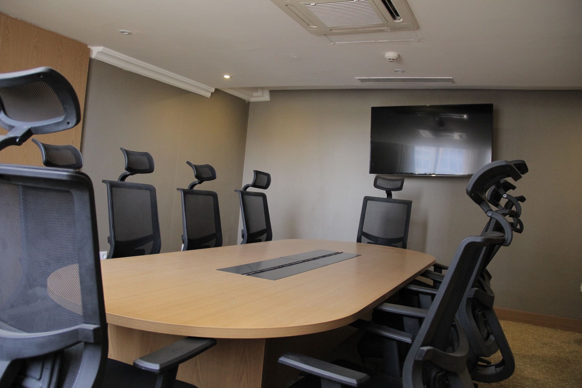 Momona Hotel Addis Ababa Dış mekan fotoğraf